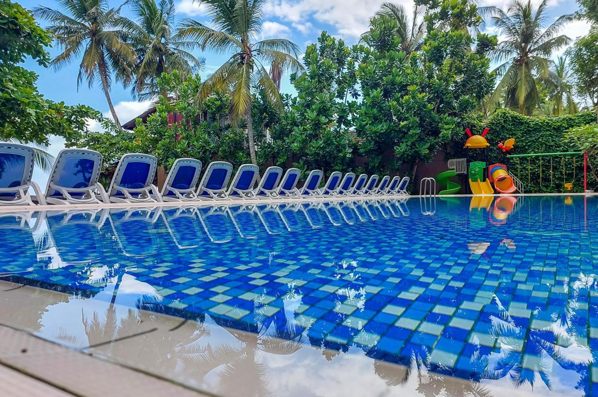 Golden Pearl Tangalle Beach Hambantota Exterior photo