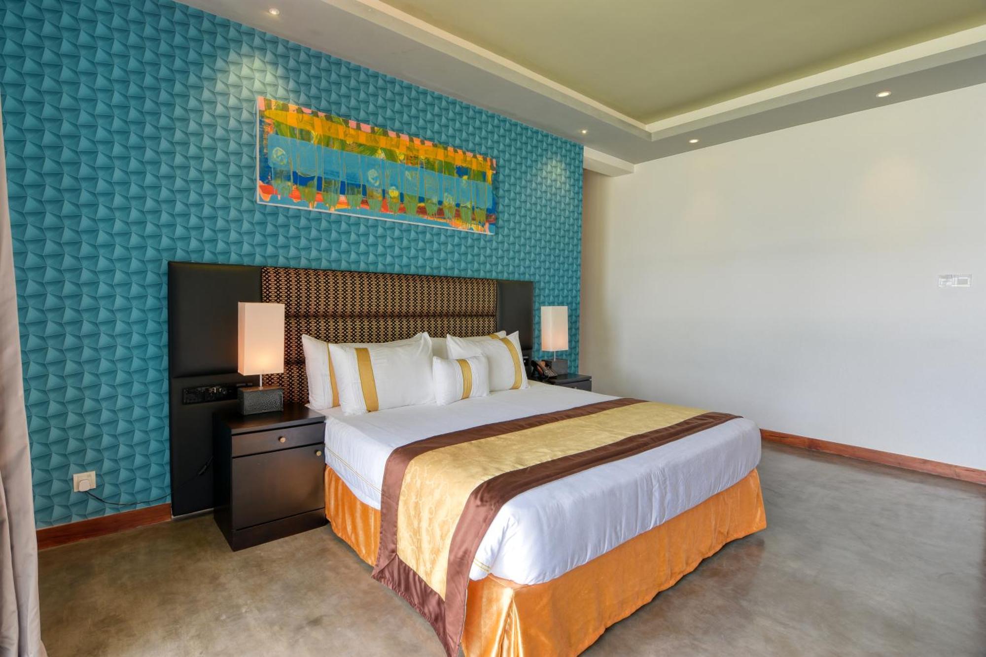 Golden Pearl Tangalle Beach Hambantota Exterior photo