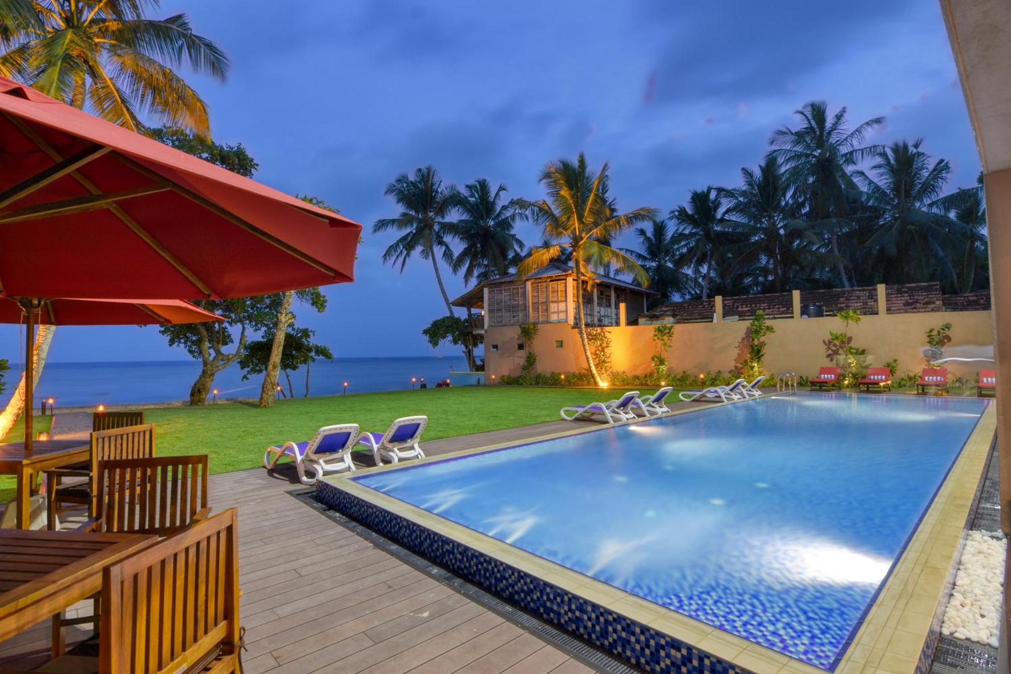 Golden Pearl Tangalle Beach Hambantota Exterior photo