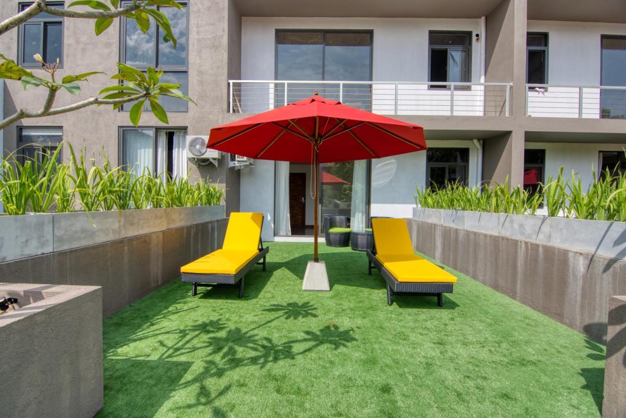 Golden Pearl Tangalle Beach Hambantota Exterior photo